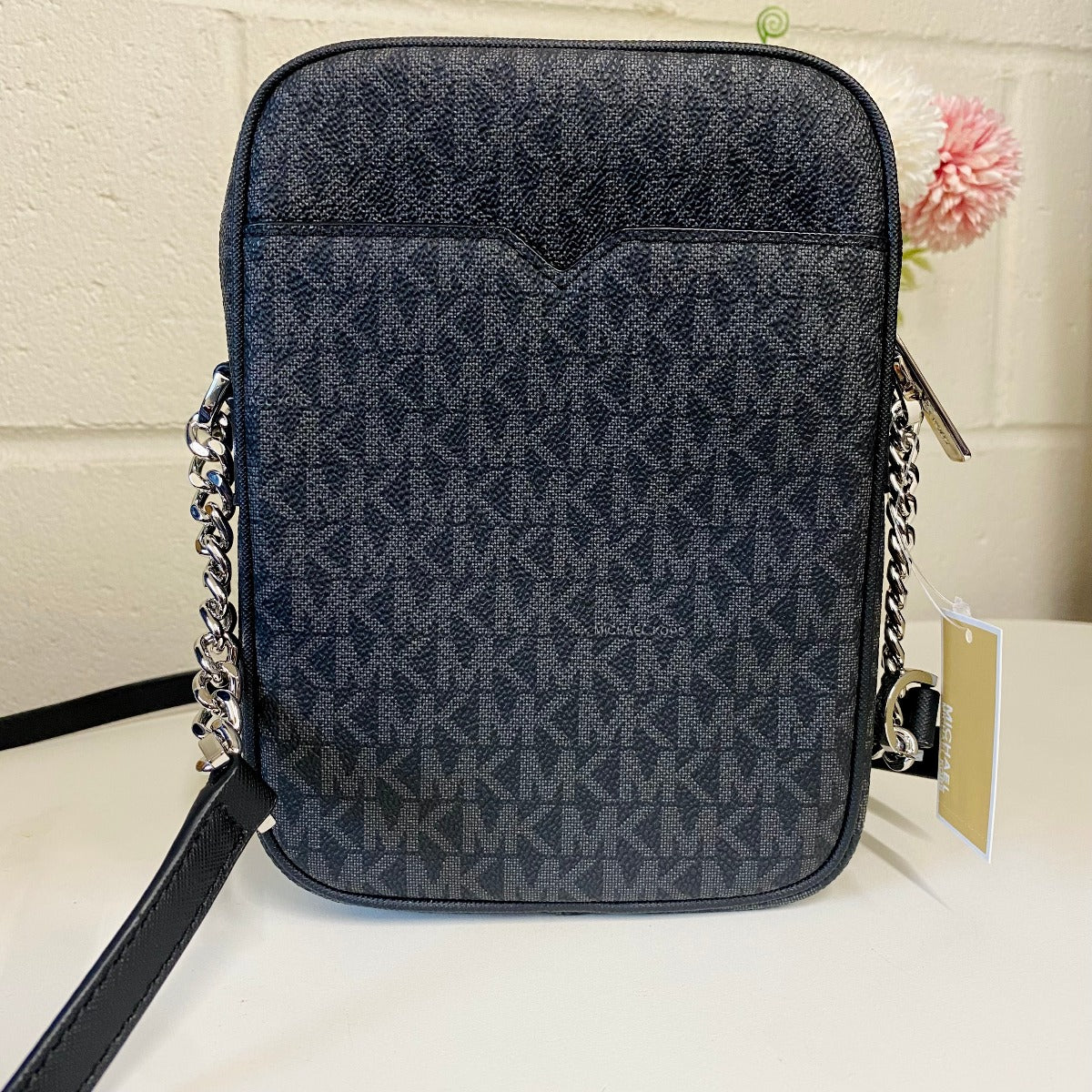 MICHAEL KORS 35F1STVC2B JET SET TRAVEL MEDIUM CROSSBODY BAG MK BLACK MICHAEL KORS 35F1STVC2B JET SET TRAVEL MEDIUM CROSSBODY BAG MK BLACK